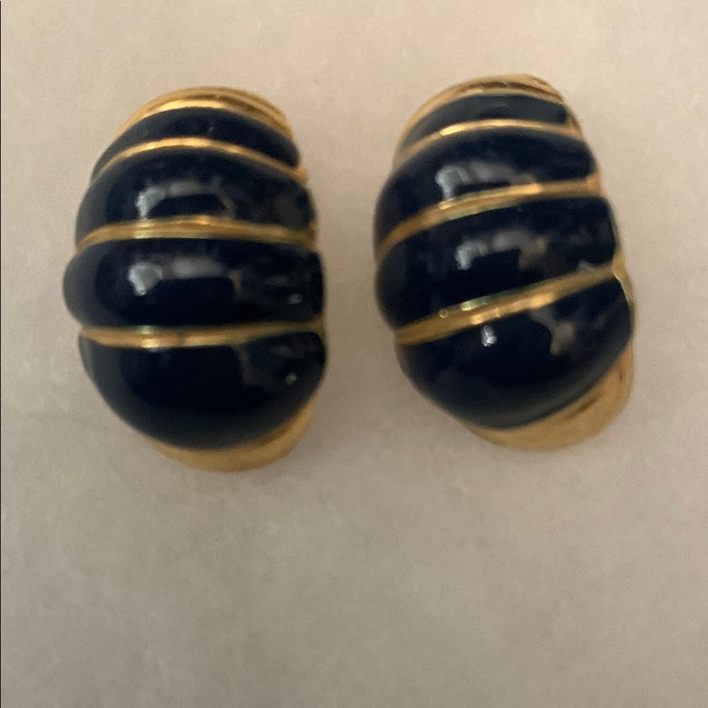 Elegant Black and Gold Earrings